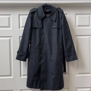 Vintage Woodmere Navy Blue Trench Coat With Removable Lining, Size 40 Long